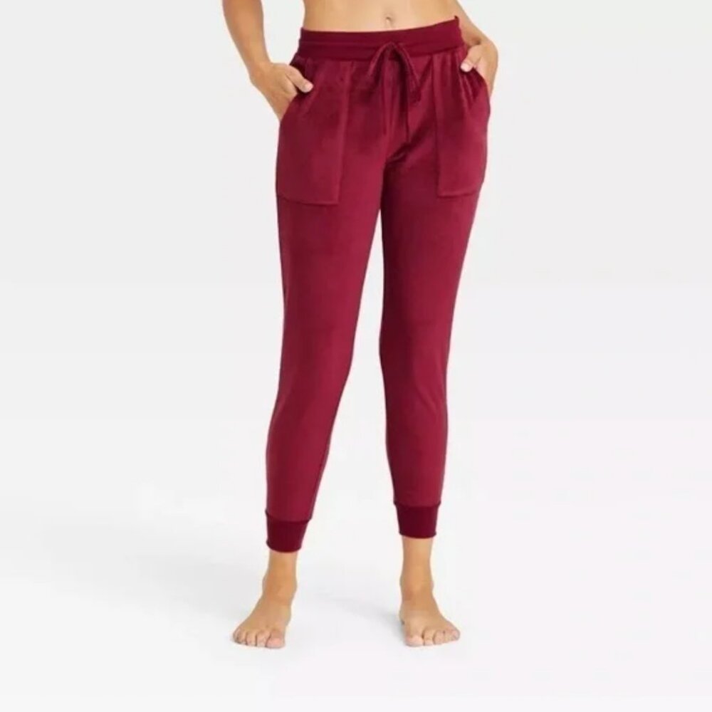 Women's Cozy Fleece Jogger Pants Berry Red